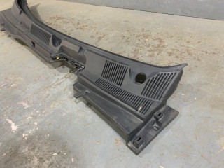 Решетка стеклооч. (планка под лобовое стекло), ориг. номер 5022031000, Geely Coolray 2019-2024