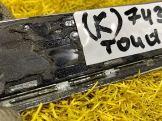 Накладка двери передней правой, ориг. номер 760853688JDPJ, Volkswagen Touareg CR 2018-2023