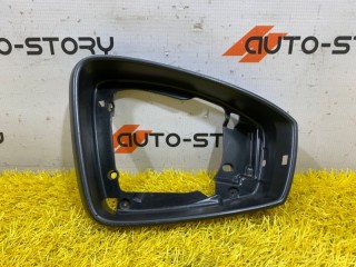 Рамка зеркала правого, ориг. номер 5NA857602A9B9, Volkswagen Tiguan 2 2016-2021