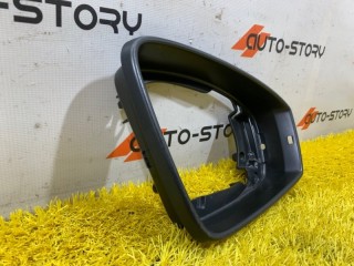 Рамка зеркала правого, ориг. номер 5NA857602A9B9, Volkswagen Tiguan 2 2016-2021