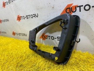 Рамка зеркала правого, ориг. номер 5NA857602A9B9, Volkswagen Tiguan 2 2016-2021