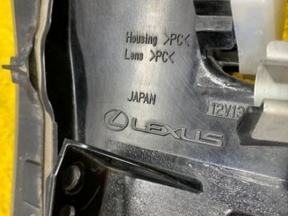 Указатель поворота в бампер правый, ориг. номер 8151011040, Lexus LC500