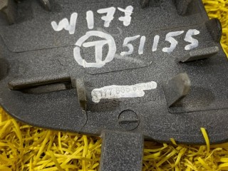 Заглушка буксировочного крюка, ориг. номер A17788565009999, Mercedes-Benz A-Class W177 2018-2023