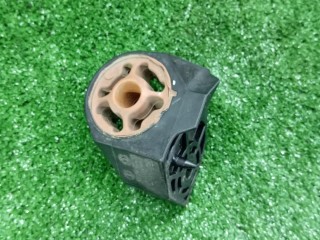 кронштейн глушителя, ориг. номер 42747906K, 42708940C, Buick Envista 2022-2026