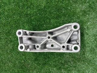 кронштейн коробки (балка кпп), ориг. номер 1K0199117, Audi TT 2014-2019