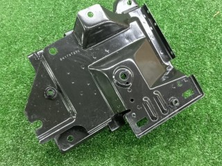 полка аккумулятора, ориг. номер 84618340, GMC Terrain 2021-2026