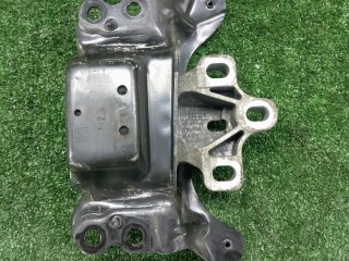 подушка крепления двигателя, ориг. номер 5Q0199555AD, Volkswagen Taos 2020-2024