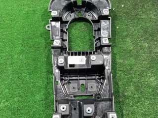 консоль салона Audi Q5 2020-2025, 80B863531A