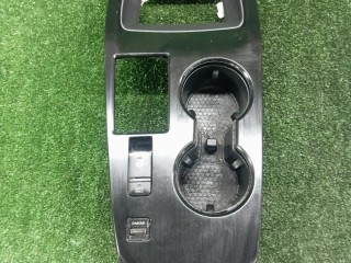 консоль салона Nissan Rogue 2020-2024, 969416RB0A
