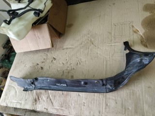 подкрылок передний правый Audi Q7 2009-2015, 4L0821112