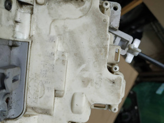 замок двери задней левой, ориг. номер 4G0839015A, Volkswagen Touareg 2 поколение 2010-2014