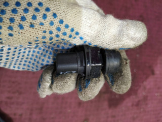 отбойник крышки багажника, ориг. номер 6Q6827499C, Volkswagen Touareg 2 поколение 2010-2014