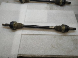 полуось задняя, ориг. номер 7P0501201G, Volkswagen Touareg 2 поколение 2010-2014