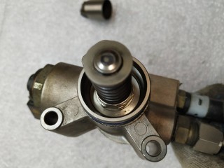 насос топливоподкачивающий ТНВД, ориг. номер 03H127025G, Volkswagen Touareg 2 поколение 2010-2014