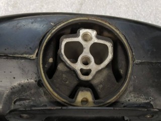 кронштейн коробки (балка кпп), ориг. номер 7P0399225B, Volkswagen Touareg 2 2010-2014