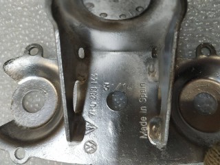 Подвес глушителя, ориг. номер 7P0253147A, 7P0253144, Volkswagen Touareg 2 поколение [рестайлинг] 2014-2018