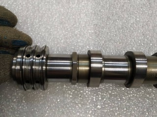 распредвал правый, ориг. номер 03H102M, 03H109102M, Volkswagen Touareg 2 поколение [рестайлинг] 2014-2018