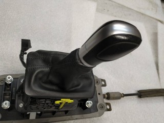 Кулиса переключения передач, ориг. номер 7P0713095A, 7P1713025D, Volkswagen Touareg 2 поколение [рестайлинг] 2014-2018