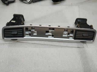 декоративная накладка торпедо правая, ориг. номер 7P1857190A, 7P1857226, Volkswagen Touareg 2 поколение 2010-2014
