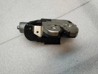 замок багажника, ориг. номер 7P0827505K, Volkswagen Touareg 2 поколение 2010-2014