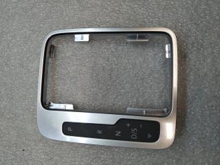 рамка обрамление кулисы, ориг. номер 7P1713203G, Volkswagen Touareg 2 поколение [рестайлинг] 2014-2018