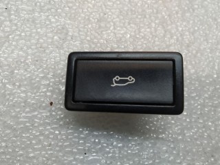 кнопка открытия багажника, ориг. номер 7L6959520B, Volkswagen Touareg 2 поколение 2010-2014