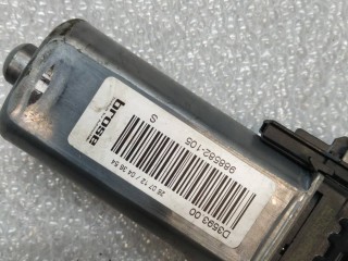 моторчик регулировки сиденья передний правый, ориг. номер 8K0959762, Volkswagen Touareg 2 поколение 2010-2014