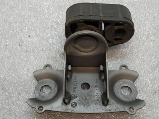 Подвес глушителя, ориг. номер 7P0253147A, 7P0253144, Volkswagen Touareg 2 поколение 2010-2014