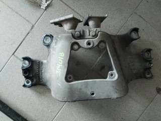 кронштейн коробки (балка кпп) Audi A6 C6 2004-2008, 4F0399263L