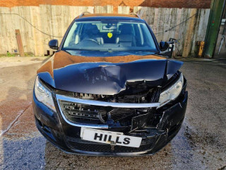 Volkswagen Tiguan 1 поколение 2008г. 2.0 л. - фото №2