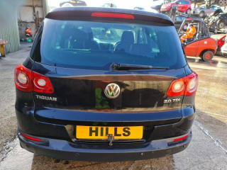 Volkswagen Tiguan 1 поколение 2008г. 2.0 л. - фото №4