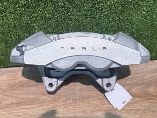 Суппорт передний левый, ориг. номер 1344621-00, Tesla Model 3 2 2024-2026