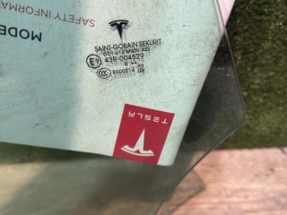 стекло двери задней правой, Tesla Model 3 2017-2021