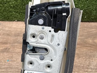 Замок двери передней левой Tesla Model 3 2017-2021