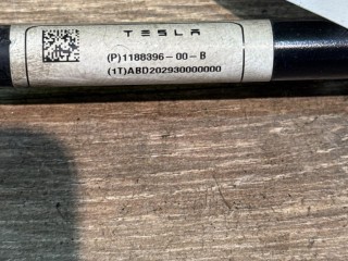 стойка стабилизатора передняя, ориг. номер 118839600, Tesla Model 3 2017-2021