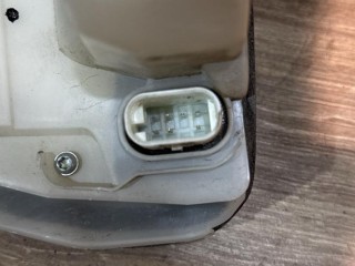 замок двери передней левой, ориг. номер 106896400L, 106896400, Tesla Model 3 2017-2021