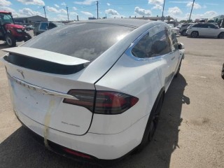 Крышка багажника (дверь 3-5), Tesla Model X 2015-2021