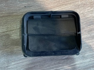 клапан в крыло, ориг. номер 106938300, Tesla Model X 2015-2021