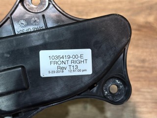 ручка наружная двери передней правой, ориг. номер 103541900, Tesla Model X 2015-2021