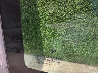 стекло двери передней правой, ориг. номер 105520400, Tesla Model X 2015-2021