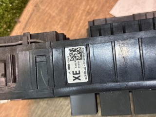 Блок предохранителей, ориг. номер 109440502, 109440502E, Tesla Model X 2015-2021