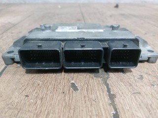 блок управления двигателем, ориг. номер 1543040, AA6112A650MJ, AA6112A650MM, AA6112A650ML, Ford Fiesta 6 поколение 2008-2013