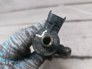 форсунка топливная, ориг. номер 0445110523, 35062015F, 68211302AA, Jeep Grand Cherokee 4 поколение [рестайлинг]