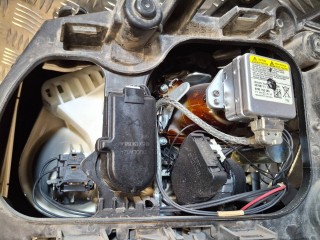 фара правая, ориг. номер LR014420, Land Rover Freelander 2 поколение 2006-2010