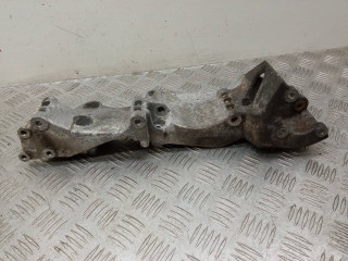 кронштейн генератора, ориг. номер 06A903143P, Volkswagen Golf 4 поколение 1997-2006