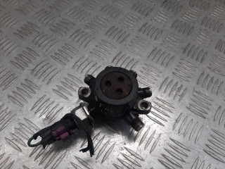 топливная рампа, Ford Focus 1 поколение [рестайлинг] 2001-2005