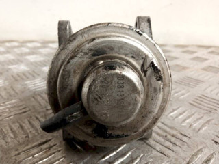 клапан EGR, ориг. номер 038129637D, Volkswagen Passat B6 2005-2010