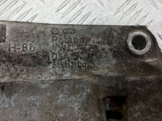 кронштейн генератора, ориг. номер 06A903143P, Volkswagen Bora 1 поколение 1998-2005