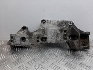 кронштейн генератора, ориг. номер 06A903143P, Volkswagen Golf 4 поколение 1997-2006
