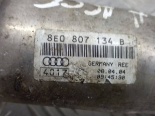 кронштейн крепления бампера, ориг. номер 8E0807134B, Audi A4 B6 2000-2006